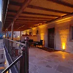 Valley Cave House Hotel