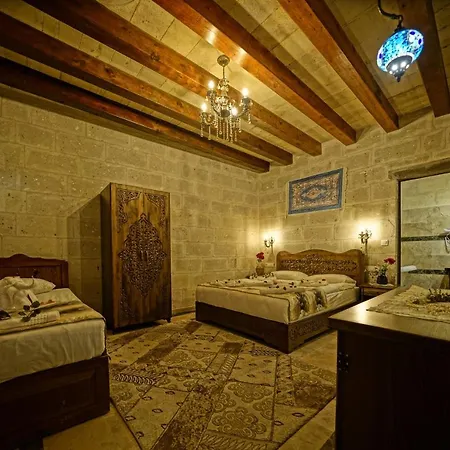 Valley Cave House Готель 2*