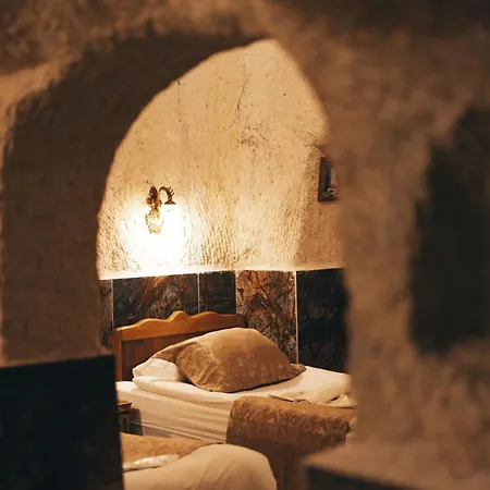 Valley Cave House Готель 2*