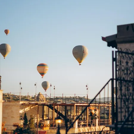 Valley Cave House Hotel