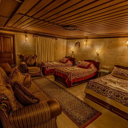 Valley Cave House Готель