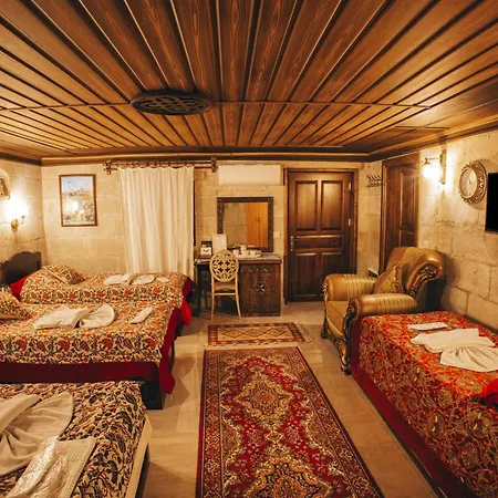 Готель Valley Cave House