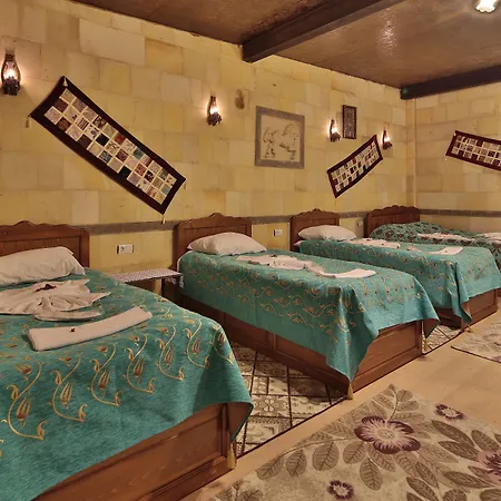 Hotel Valley Cave House