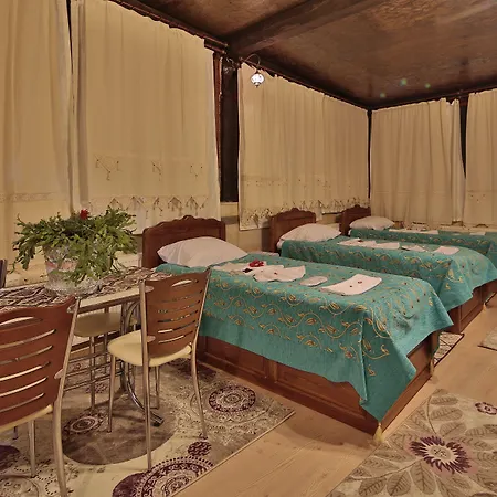 Valley Cave House Hotel