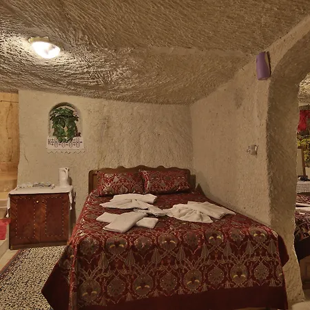 Hotel Valley Cave House