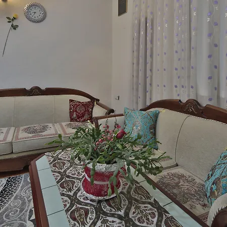 Ξενοδοχείο Valley Cave House 3*