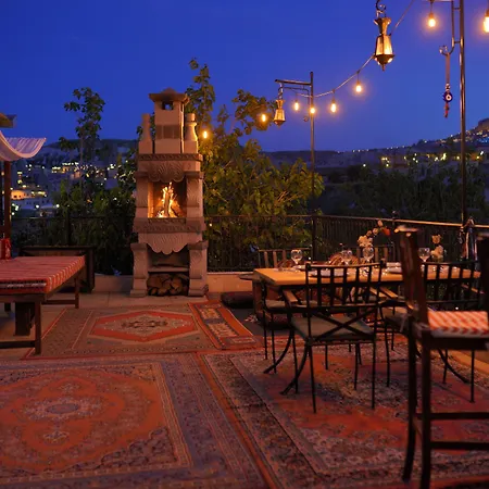 Hotel Valley Cave House 3*