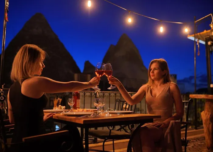 Hotel Valley Cave House