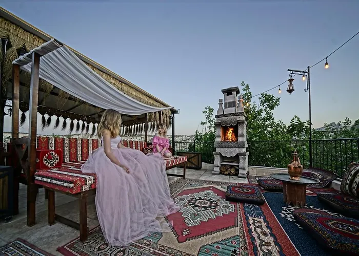 Hotel Valley Cave House 3*