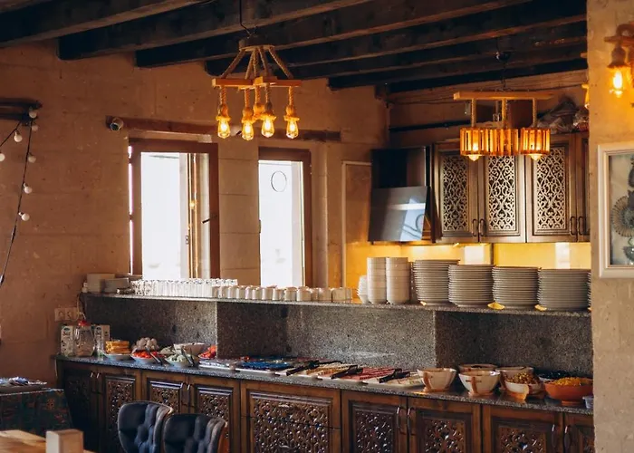 Valley Cave House Hotel