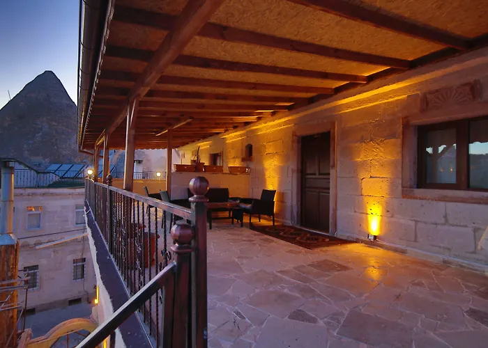 Valley Cave House Hotel