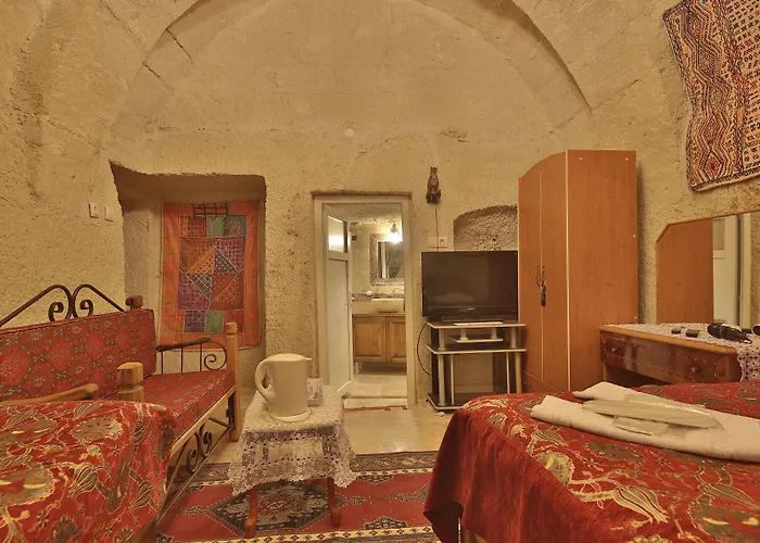 Valley Cave House Hotel