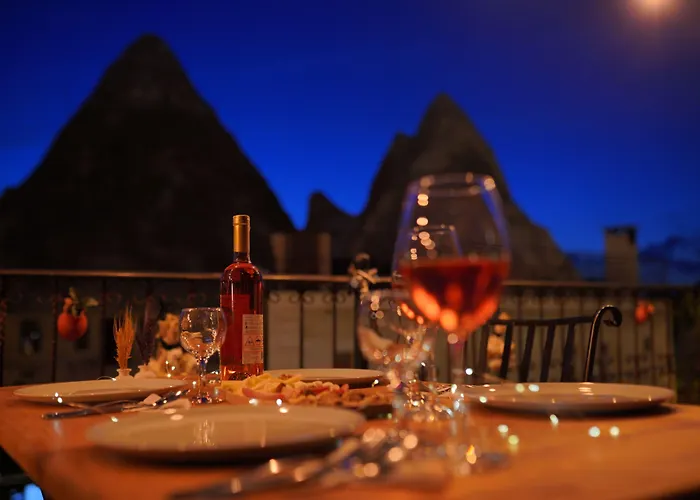 Valley Cave House Hotel 3*