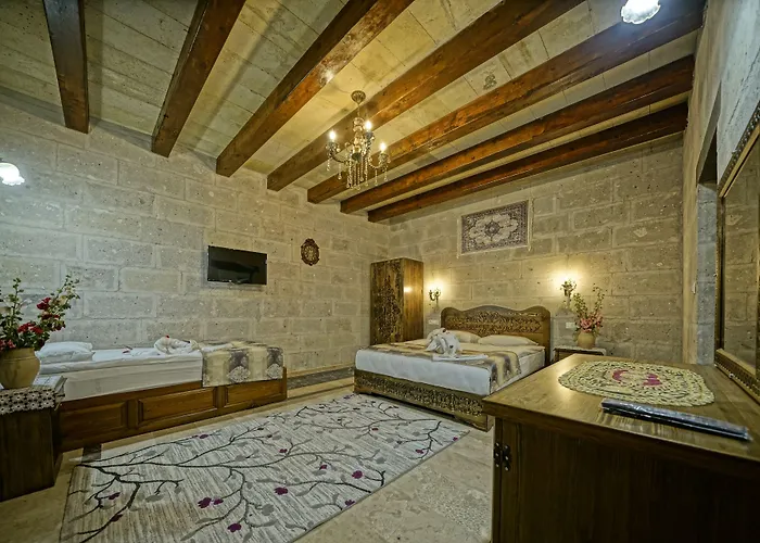 Valley Cave House Hotel 3*
